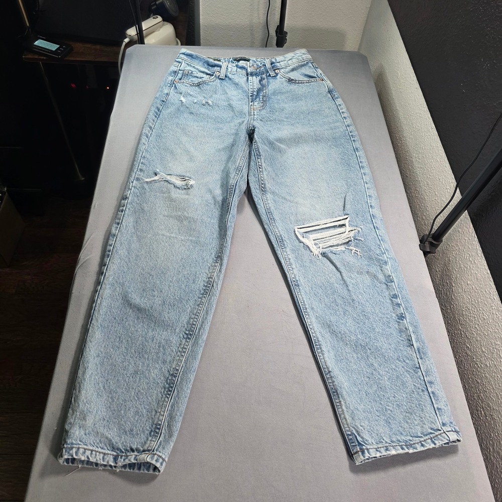 Wild Fable High Rise Tapered Distressed Jeans Light Wash Blue Womens Size 6 - Picture 2 of 11